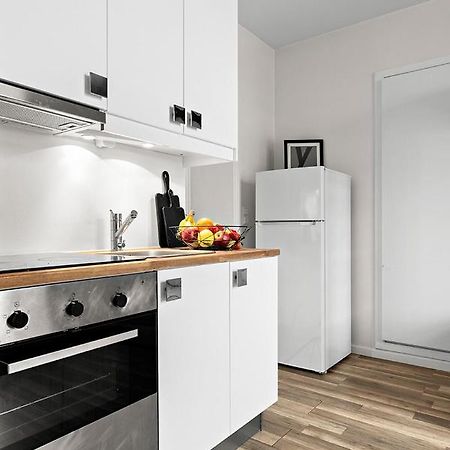 Small, Central And Quiet Studio Apartment In Alesund Exterior photo